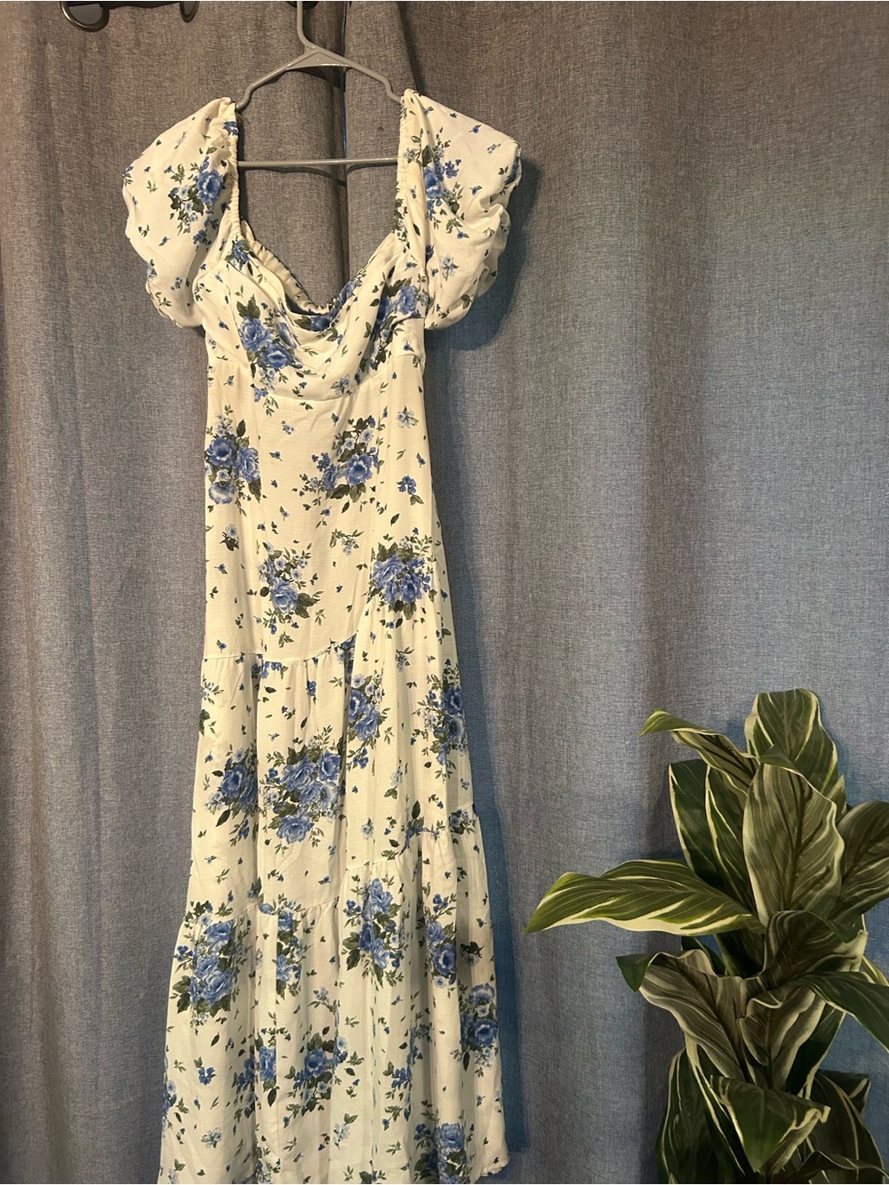 Altar'd State Blue Floral Puff-Sleeve Maxi Dress on Cream